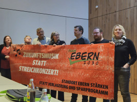 Valeo/FTE Ebern mit der IG Metall Vorsitzende Benner